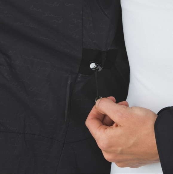 Lululemon Definitely Raining Jacken in Black size 6 new no tag - Picture 5 of 17